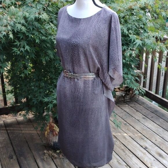 Halston Heritage Caftan Shape Dress - Picture 5 of 15